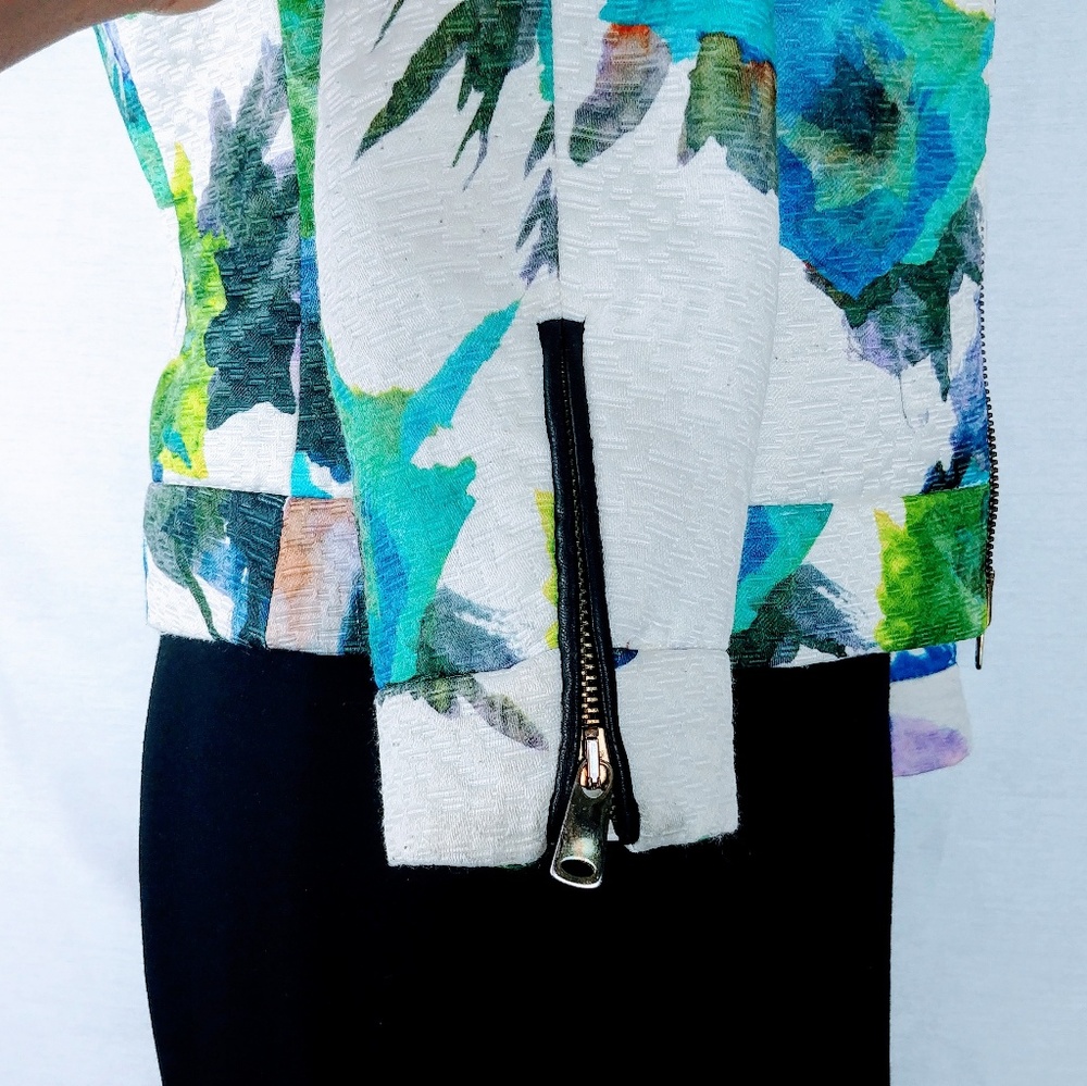 Zara Basic Floral Multicolor Cropped Bomber Jacket - image 4